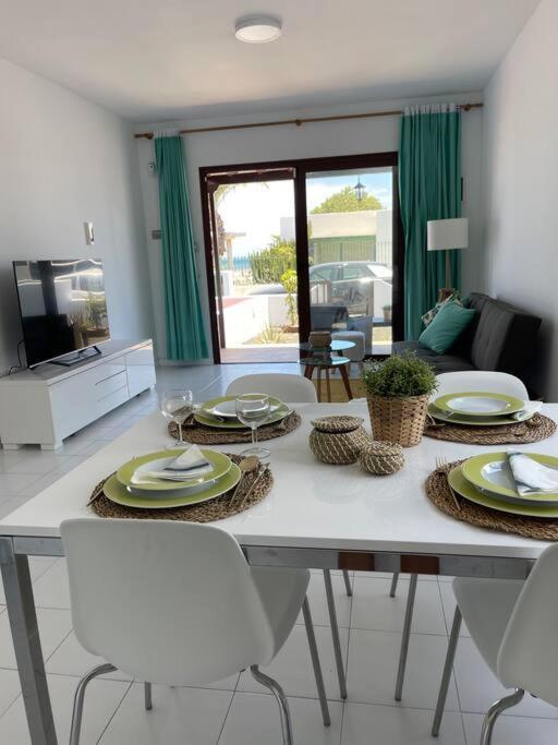 Casa Mesana Nuevo Apartamento En La Playa Con Aire Acondicionado 플라야 온다 외부 사진